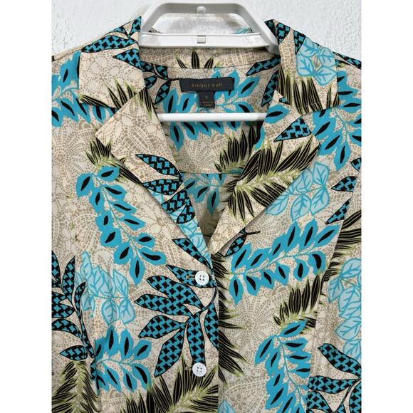 Amber Sun Hawaiian Shirt Size S Beige Floral Silk Short Sleeve Button Up - Picture 2 of 8